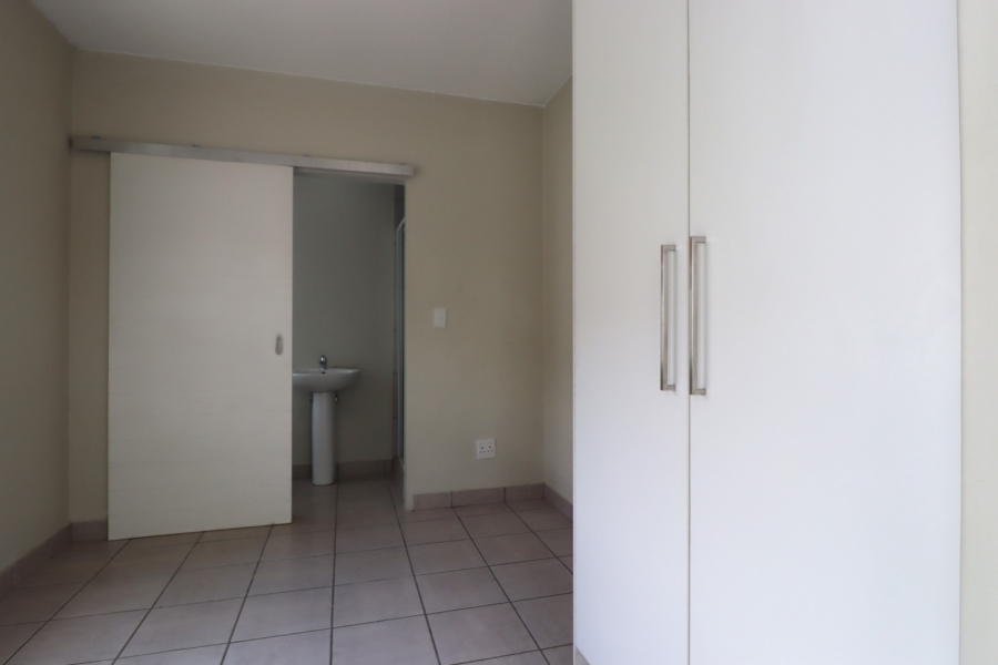 To Let 3 Bedroom Property for Rent in Bryanston Gauteng
