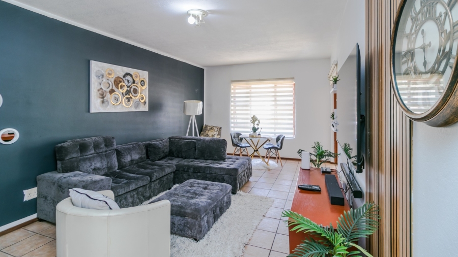 To Let 2 Bedroom Property for Rent in Noordwyk Gauteng