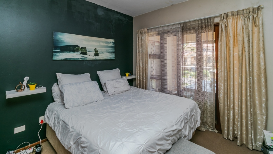 To Let 2 Bedroom Property for Rent in Noordwyk Gauteng