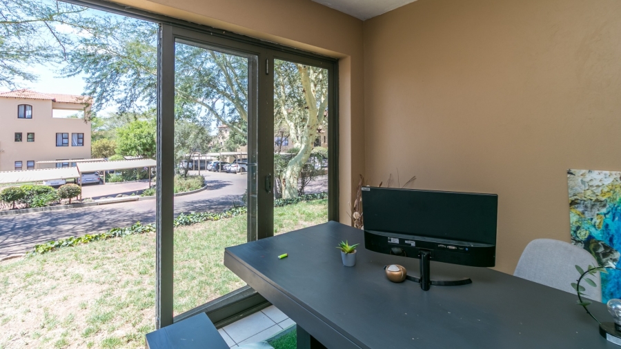 To Let 2 Bedroom Property for Rent in Noordwyk Gauteng