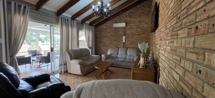 3 Bedroom Property for Sale in Noordheuwel Gauteng