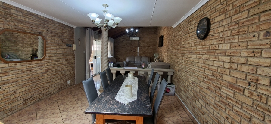 3 Bedroom Property for Sale in Noordheuwel Gauteng