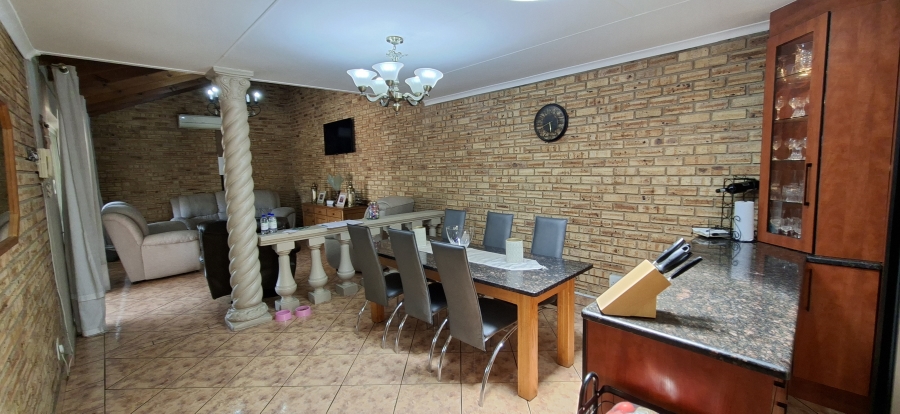 3 Bedroom Property for Sale in Noordheuwel Gauteng