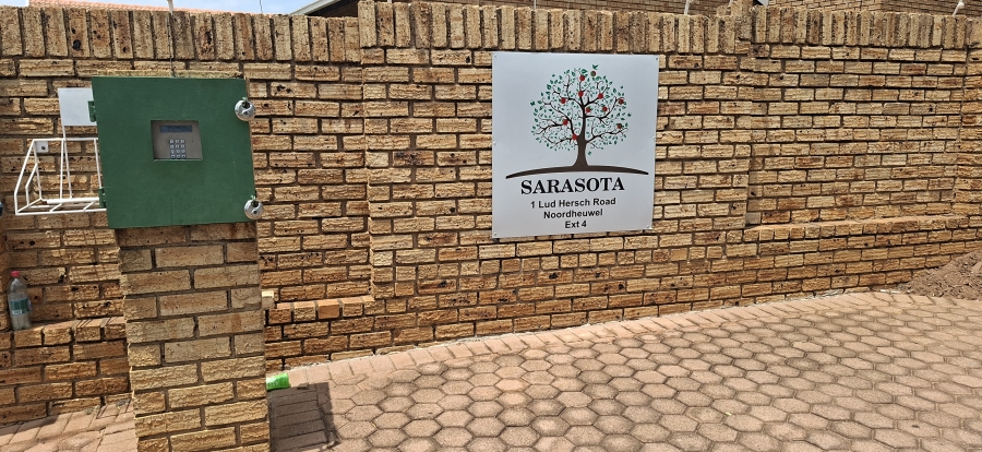 3 Bedroom Property for Sale in Noordheuwel Gauteng