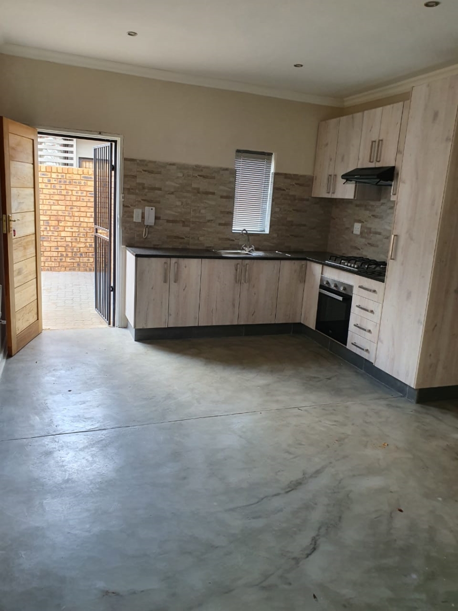 1 Bedroom Property for Sale in Brakpan Central Gauteng