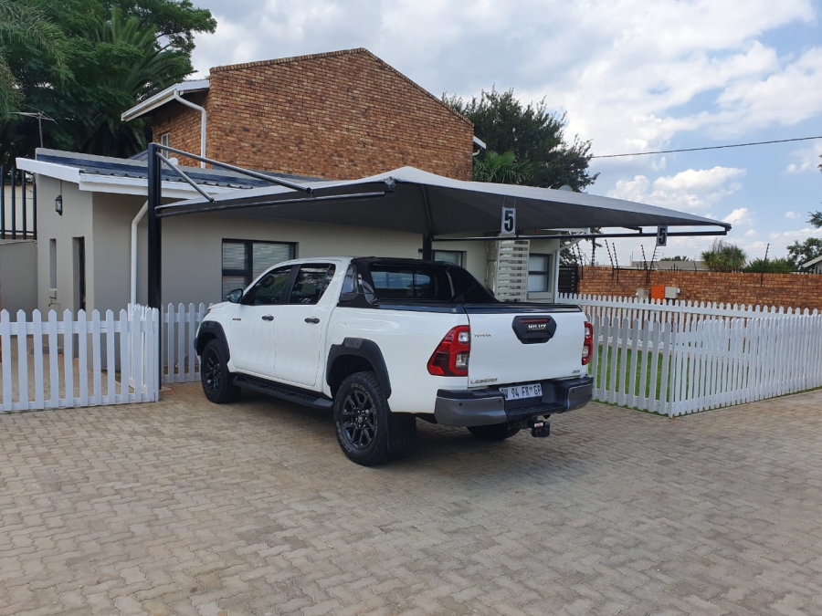 1 Bedroom Property for Sale in Brakpan Central Gauteng
