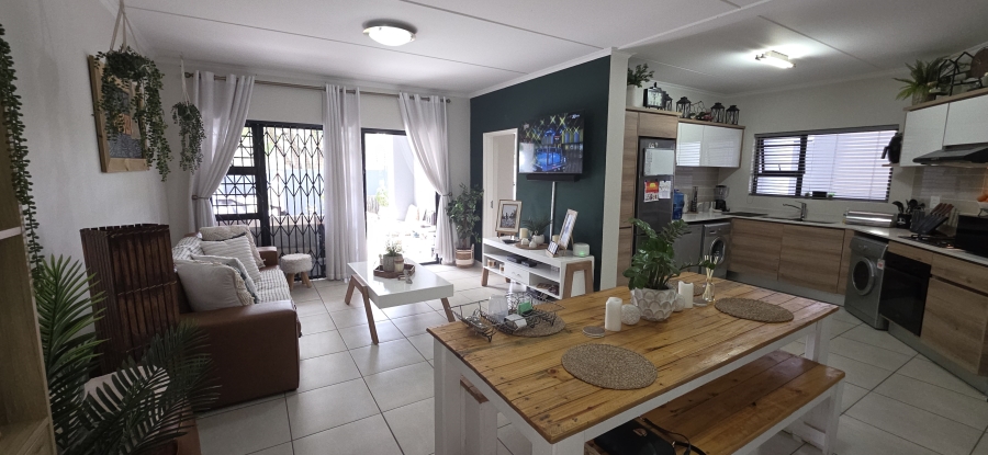 To Let 3 Bedroom Property for Rent in Modderfontein Gauteng