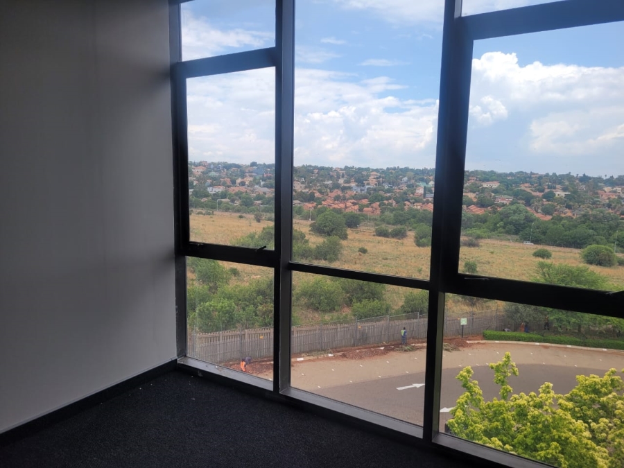 To Let commercial Property for Rent in Southdowns Estate Gauteng