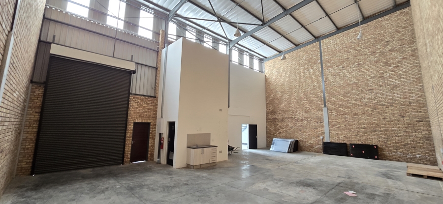 To Let commercial Property for Rent in North Riding Gauteng