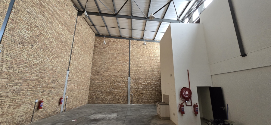 To Let commercial Property for Rent in North Riding Gauteng