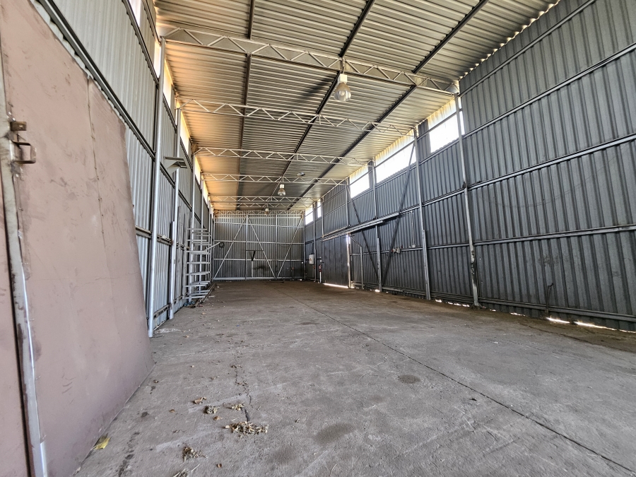 To Let commercial Property for Rent in Rosslyn Gauteng