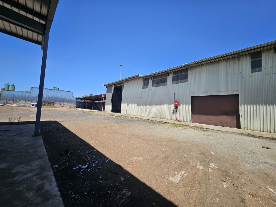 To Let commercial Property for Rent in Rosslyn Gauteng