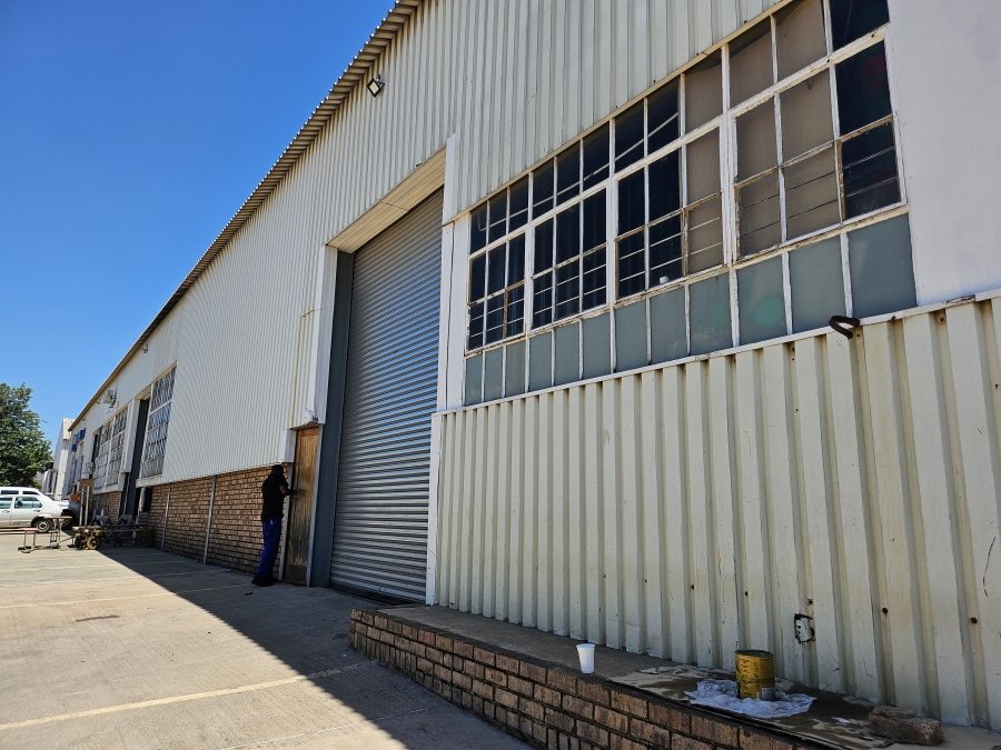 To Let commercial Property for Rent in Rosslyn Gauteng