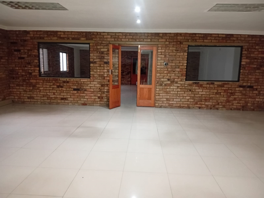 To Let commercial Property for Rent in Heriotdale Gauteng