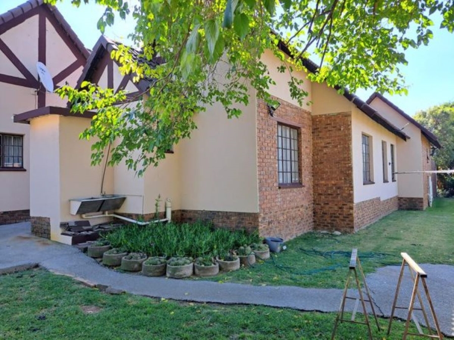 4 Bedroom Property for Sale in Dalpark Ext 1 Gauteng