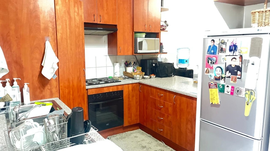 2 Bedroom Property for Sale in Buccleuch Gauteng