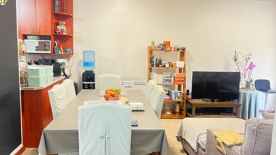 2 Bedroom Property for Sale in Buccleuch Gauteng