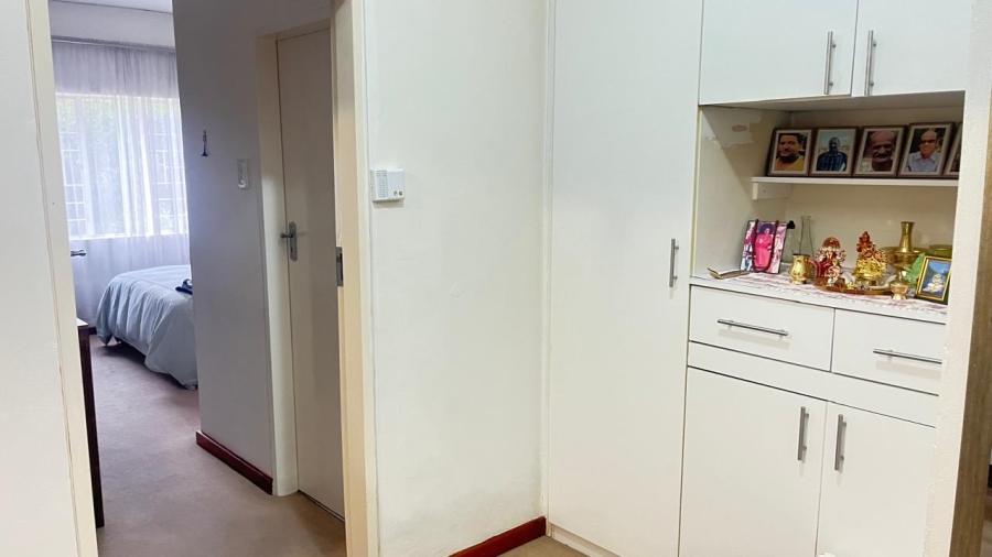 2 Bedroom Property for Sale in Buccleuch Gauteng