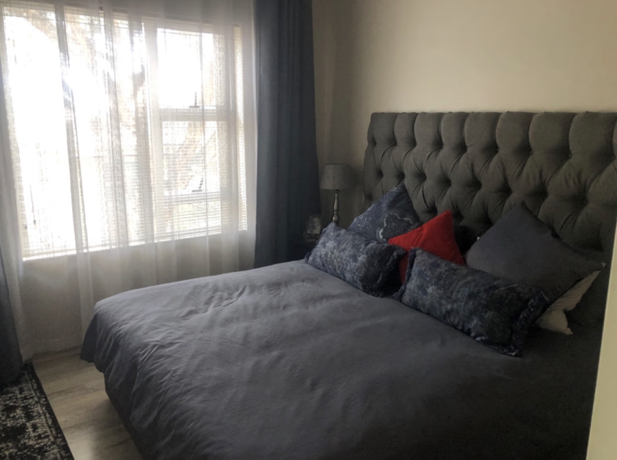 2 Bedroom Property for Sale in Bryanston Gauteng