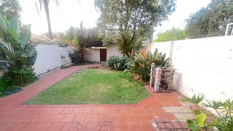 To Let 3 Bedroom Property for Rent in Buccleuch Gauteng