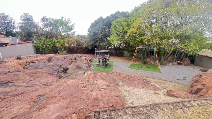 3 Bedroom Property for Sale in Buccleuch Gauteng