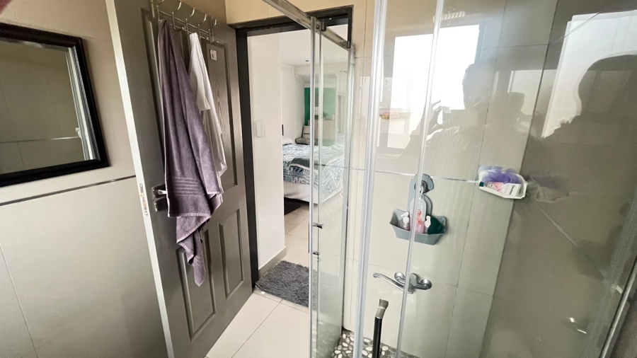 3 Bedroom Property for Sale in Buccleuch Gauteng
