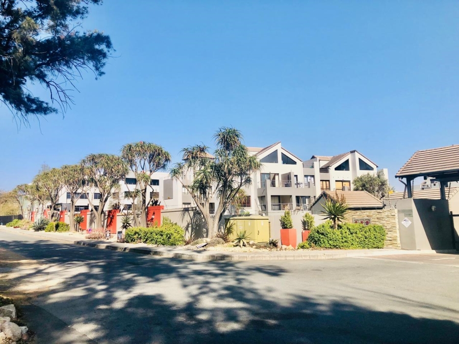 1 Bedroom Property for Sale in Sunninghill Gauteng