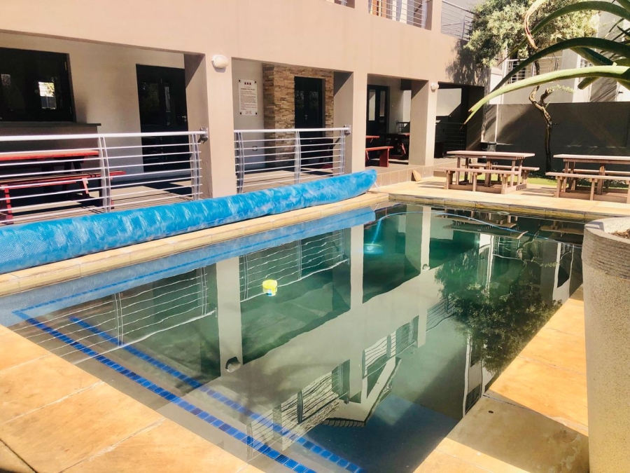 1 Bedroom Property for Sale in Sunninghill Gauteng