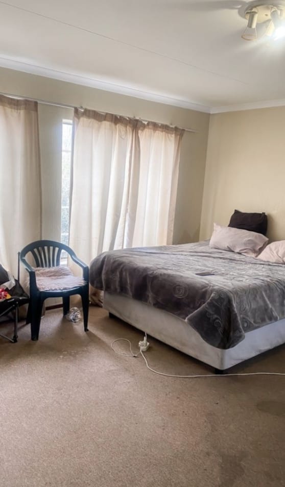 1 Bedroom Property for Sale in Buccleuch Gauteng