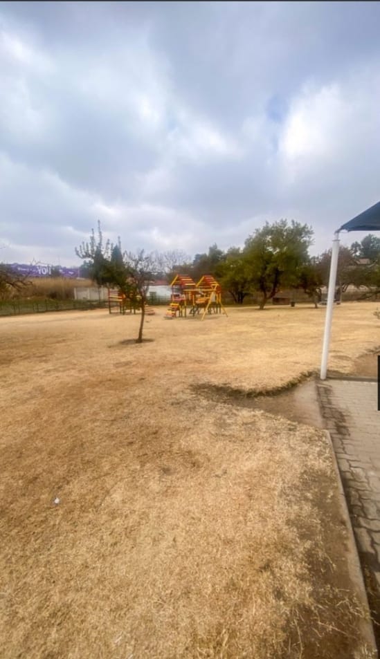 1 Bedroom Property for Sale in Buccleuch Gauteng