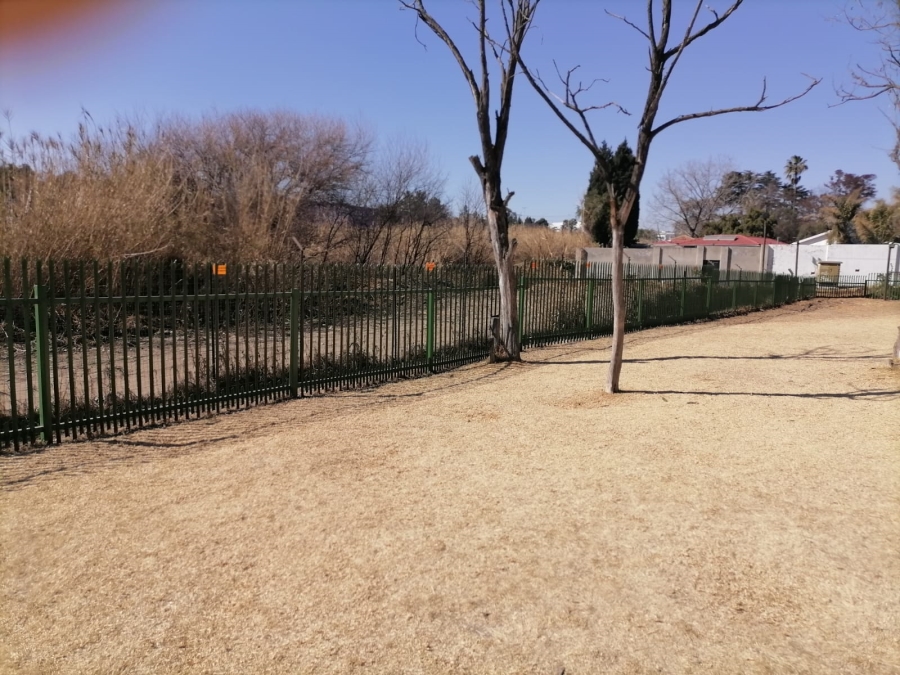 1 Bedroom Property for Sale in Buccleuch Gauteng