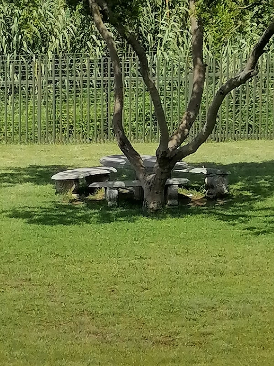 1 Bedroom Property for Sale in Buccleuch Gauteng