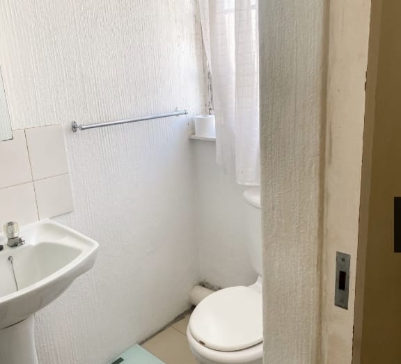 1 Bedroom Property for Sale in Buccleuch Gauteng
