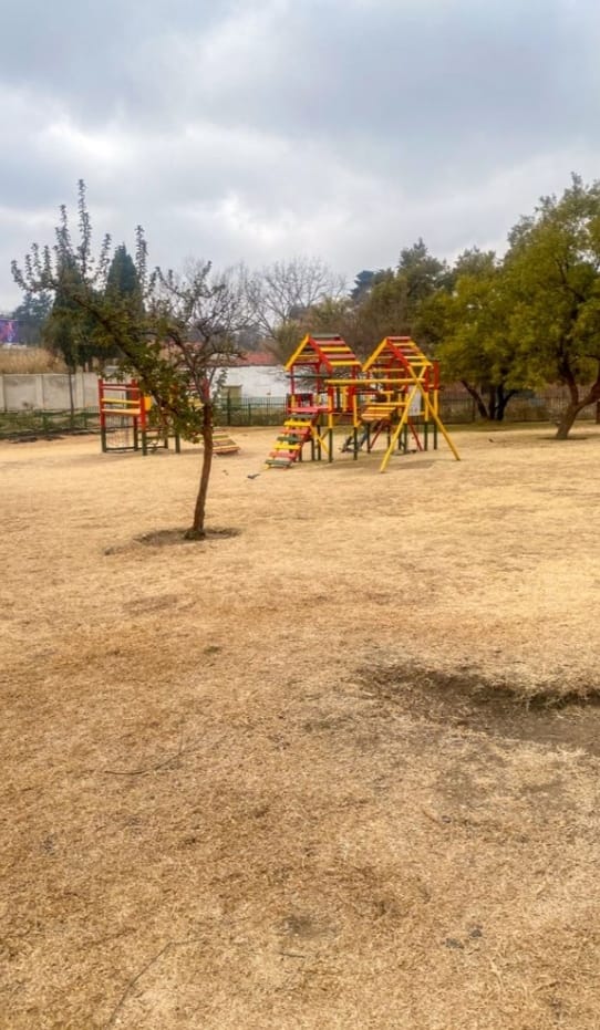 1 Bedroom Property for Sale in Buccleuch Gauteng