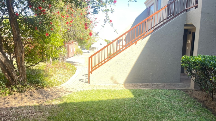 2 Bedroom Property for Sale in Sunninghill Gauteng