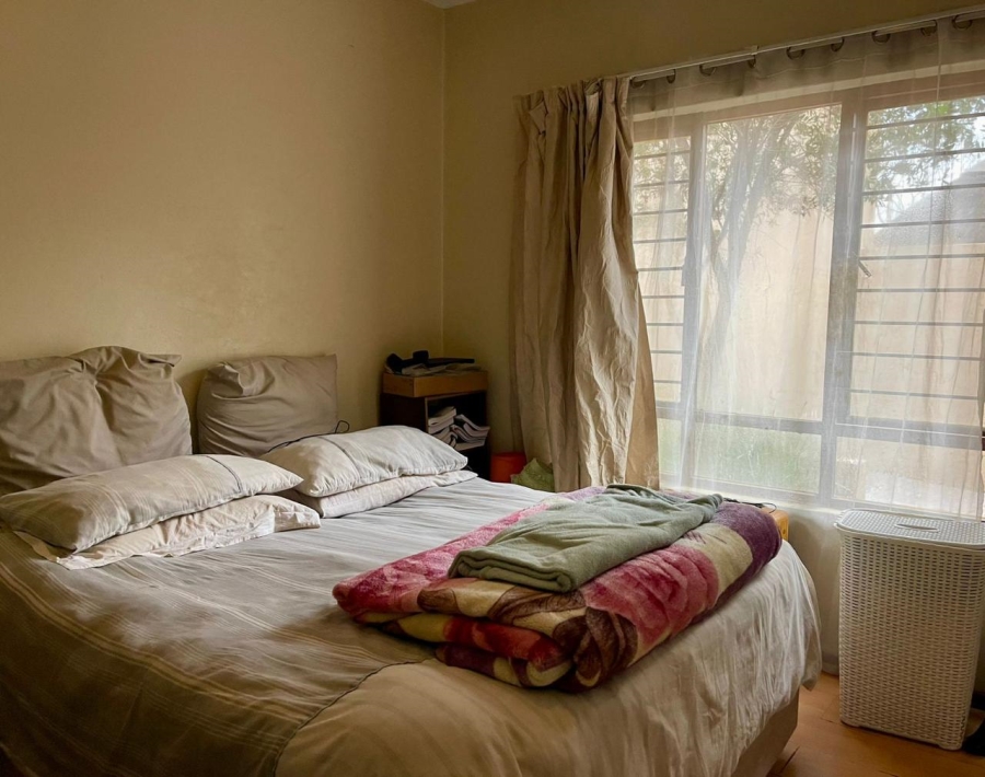 2 Bedroom Property for Sale in Sunninghill Gauteng