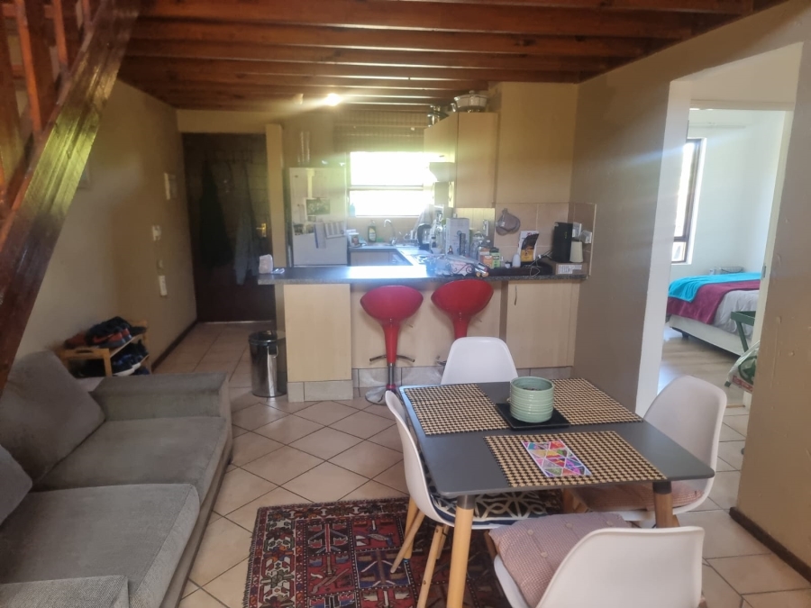 2 Bedroom Property for Sale in Sunninghill Gauteng