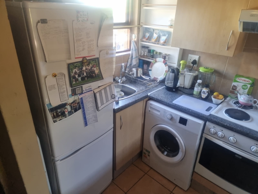 2 Bedroom Property for Sale in Sunninghill Gauteng