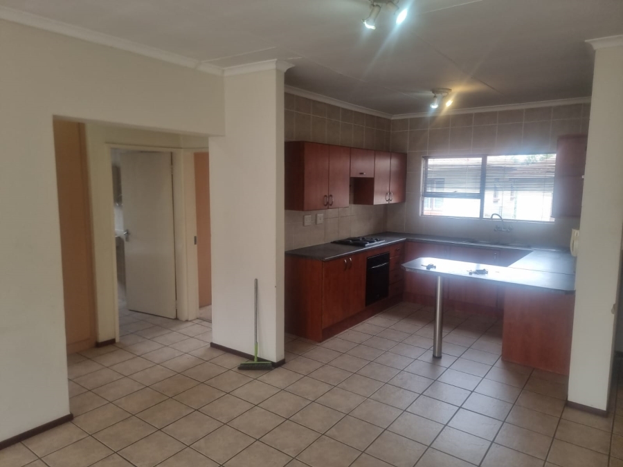 2 Bedroom Property for Sale in Sunninghill Gauteng