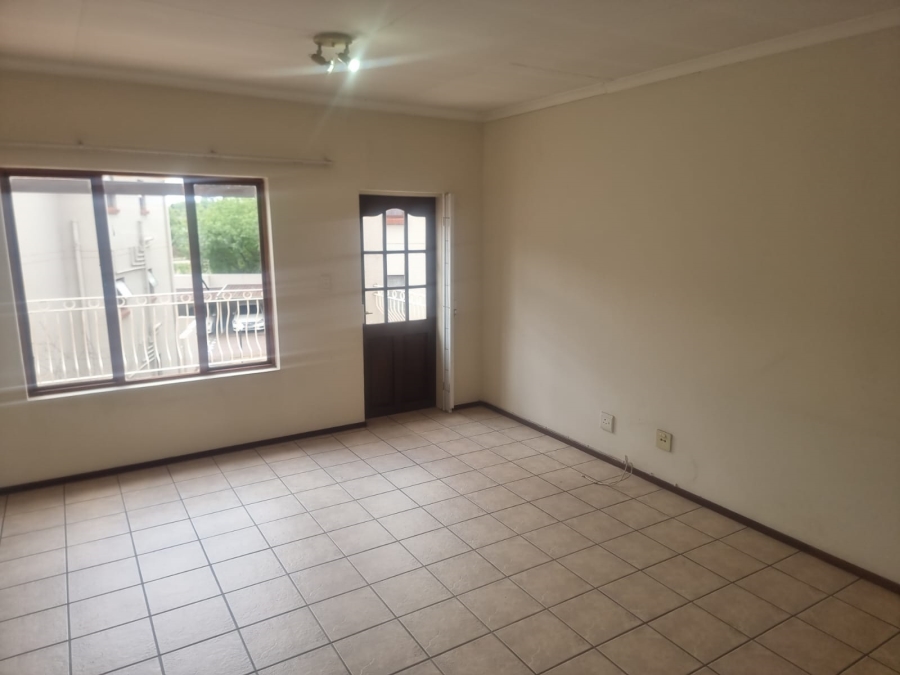 2 Bedroom Property for Sale in Sunninghill Gauteng