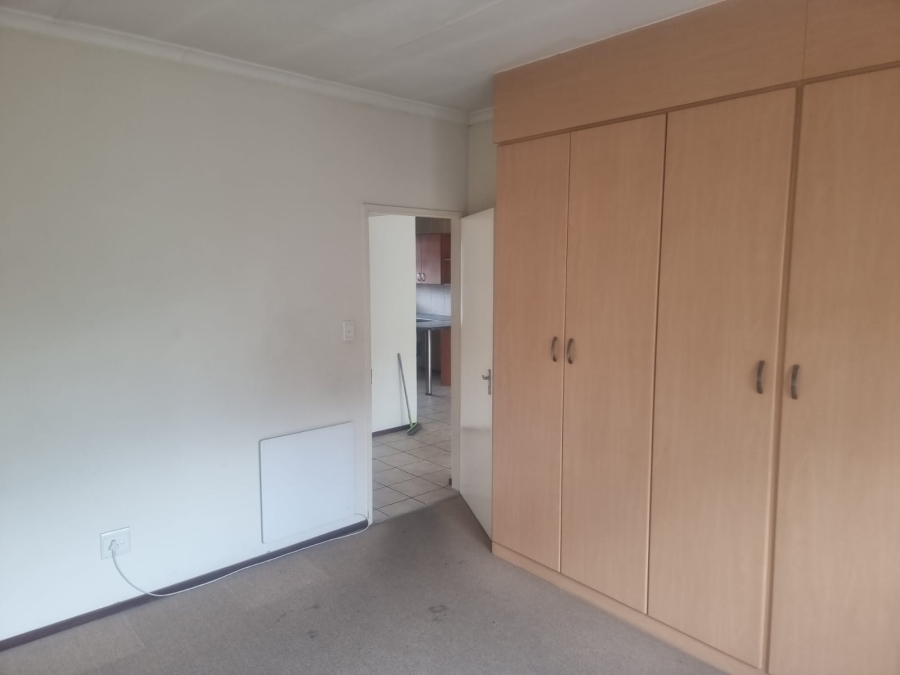 2 Bedroom Property for Sale in Sunninghill Gauteng