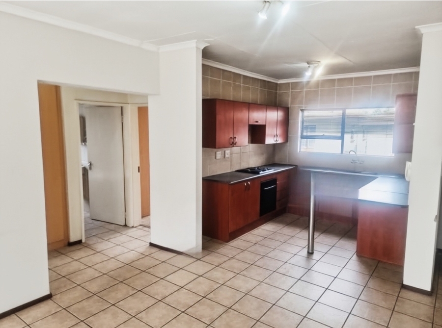 2 Bedroom Property for Sale in Sunninghill Gauteng