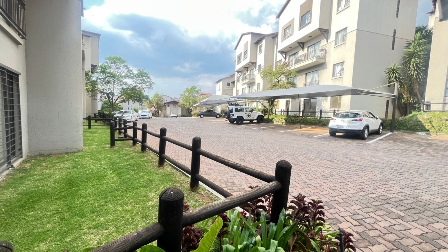 2 Bedroom Property for Sale in Sunninghill Gauteng