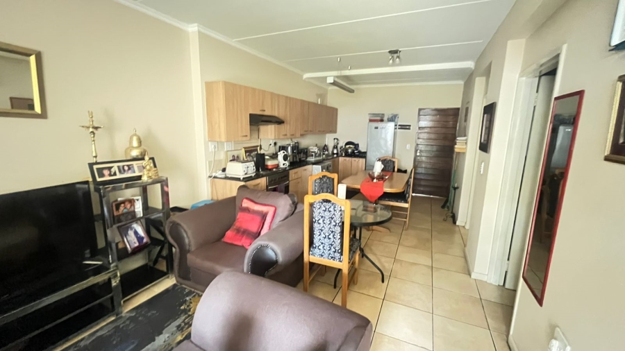 2 Bedroom Property for Sale in Sunninghill Gauteng