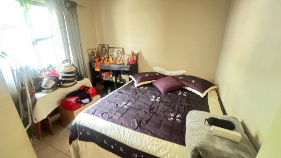 2 Bedroom Property for Sale in Sunninghill Gauteng