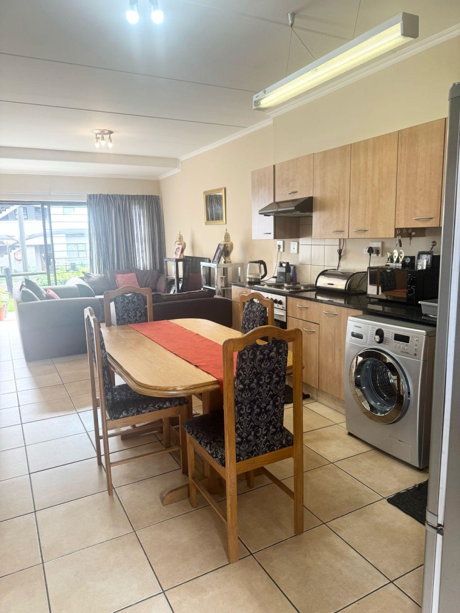 2 Bedroom Property for Sale in Sunninghill Gauteng