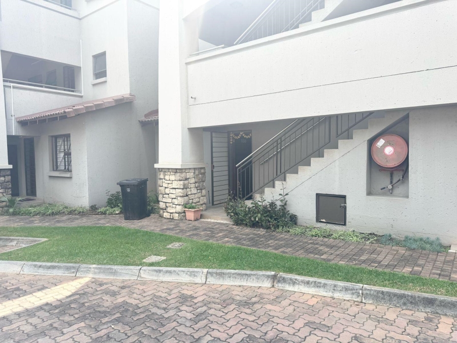 2 Bedroom Property for Sale in Sunninghill Gauteng