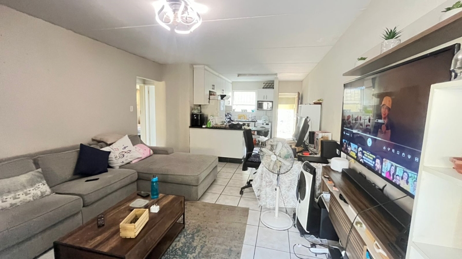 2 Bedroom Property for Sale in Vorna Valley Gauteng