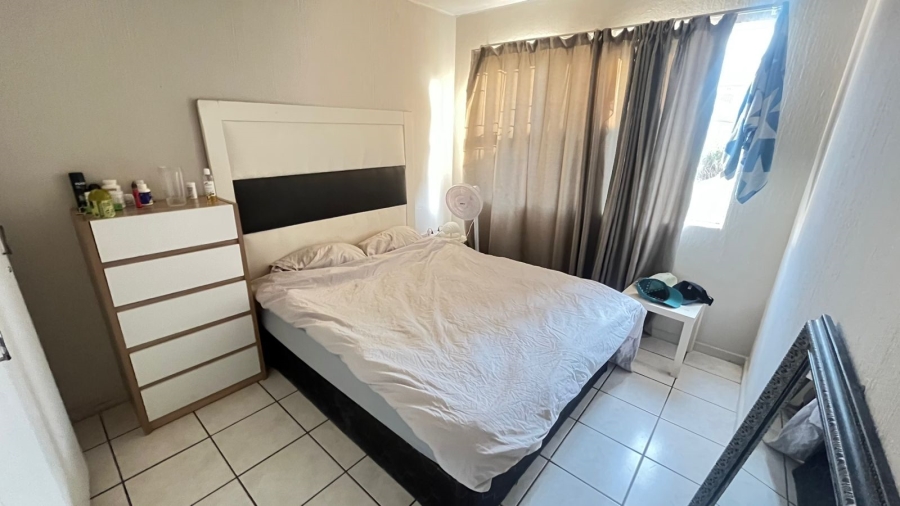 2 Bedroom Property for Sale in Vorna Valley Gauteng