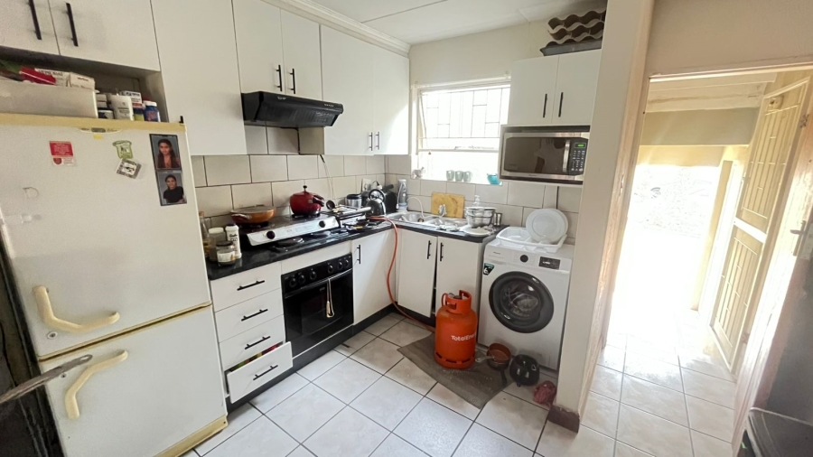 2 Bedroom Property for Sale in Vorna Valley Gauteng